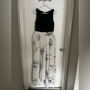 Ralph Lauren A-line size 4 evening gown